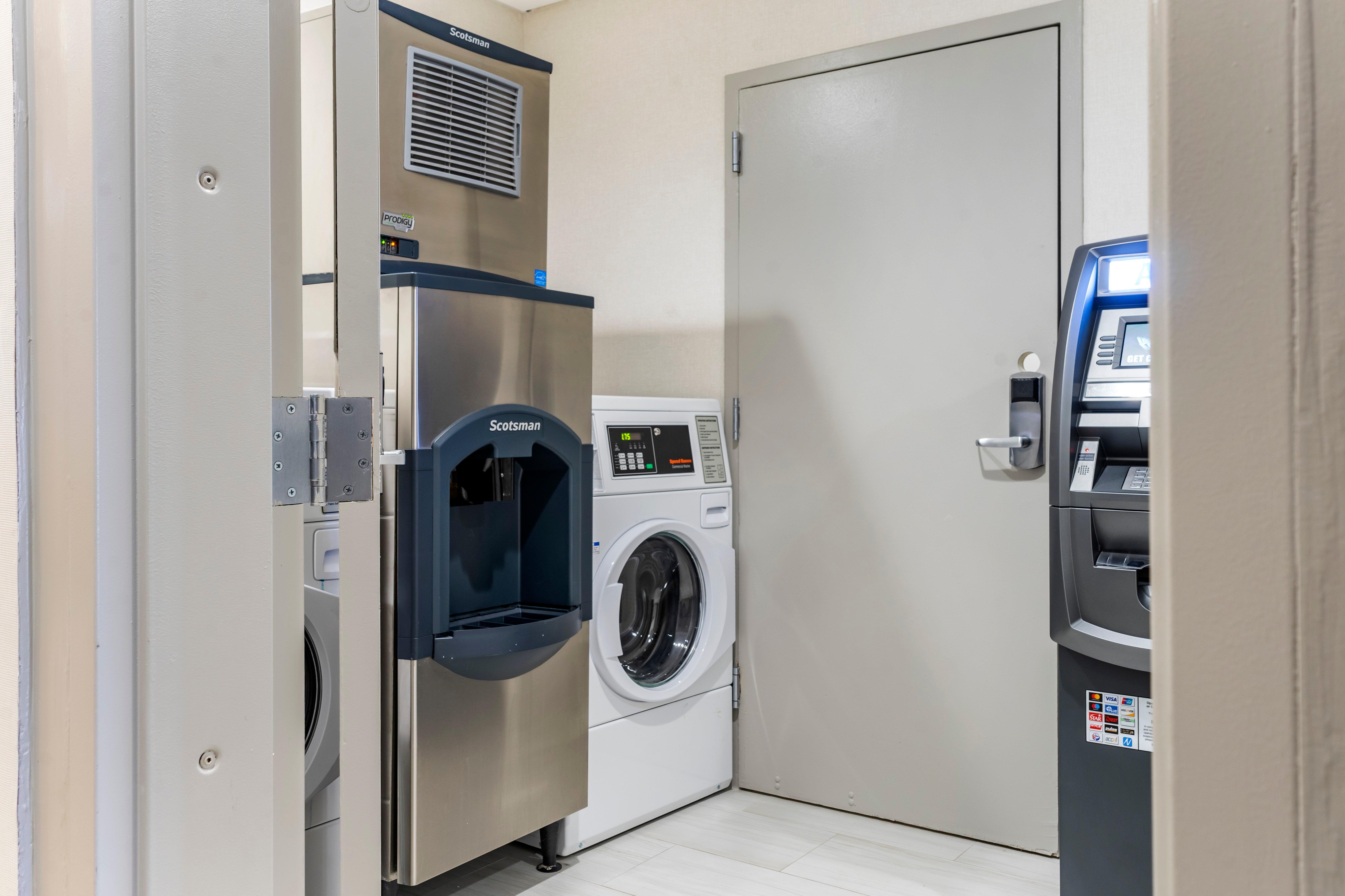 Holiday Inn Express Hotel & Suites Albuquerque Midtown By Ihg Esterno foto