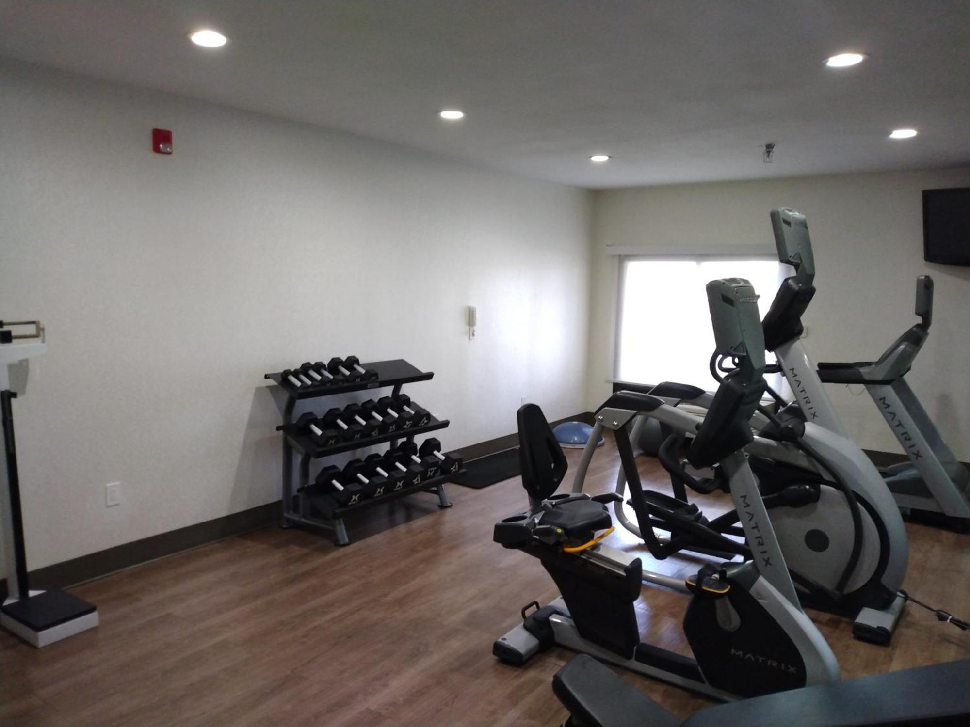 Holiday Inn Express Hotel & Suites Albuquerque Midtown By Ihg Esterno foto