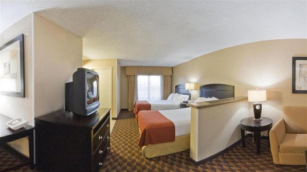 Holiday Inn Express Hotel & Suites Albuquerque Midtown By Ihg Esterno foto